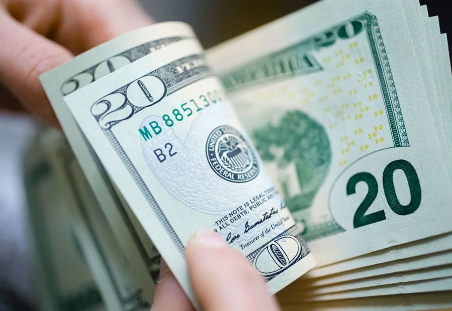 كيفَ أقفل دولار السوق السوداء ؟