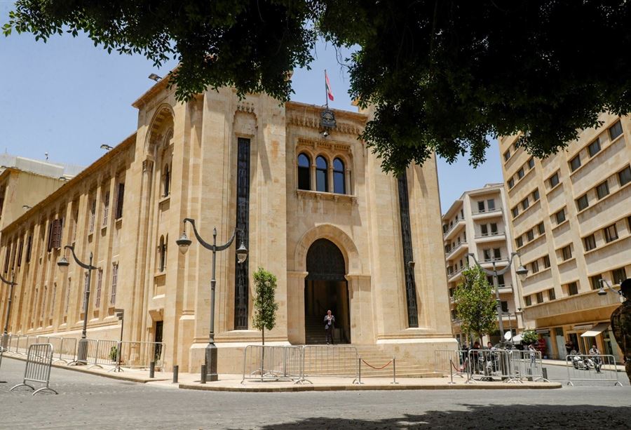النائب "الفنّان" يرسم لبنان برئاسة باسيل وجعجع وفرنجية وعون!