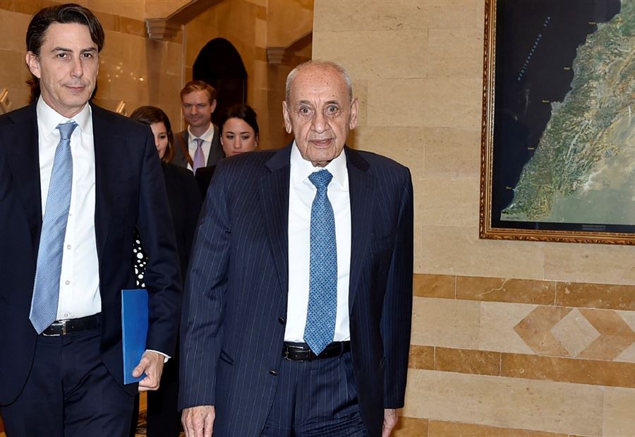 الحرب أو الحوافز؟ الحرب أو الحوافز؟