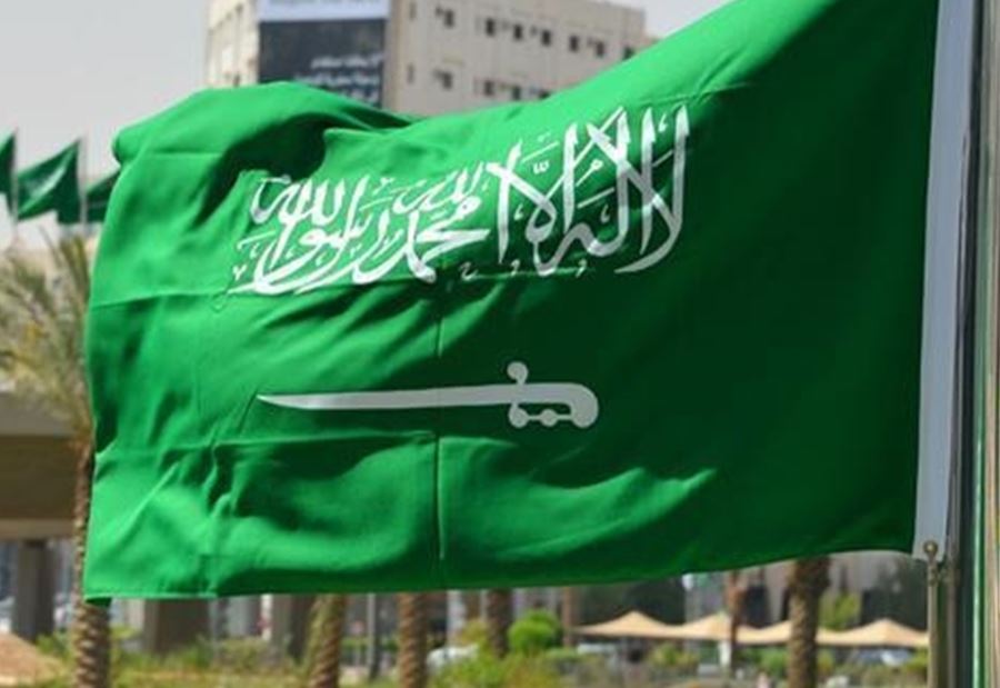 أكثر من 60 شخصيّة لبنانيّة الى السعوديّة!