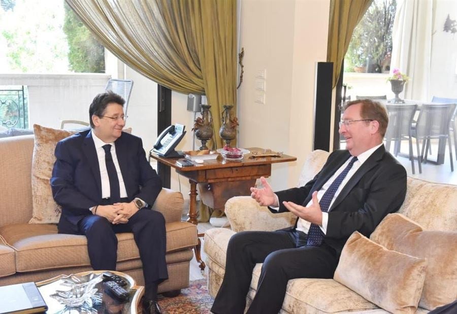 "أزمات لبنان الاقتصادية والمالية" بين كنعان والسفير البريطاني