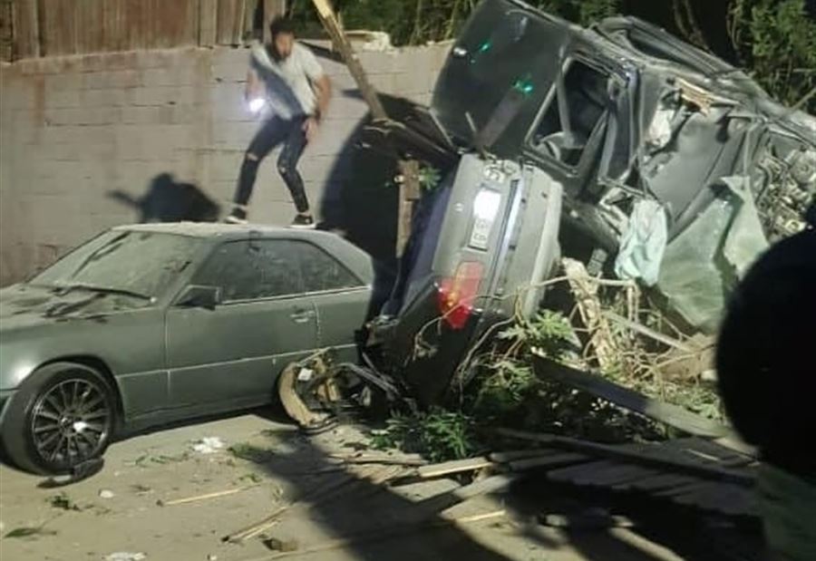 بالصور: قتيل و3 جرحى بحادث "مُروّع" في الناعمة