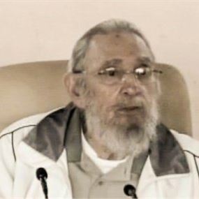 فيدل كاسترو يظهر مجدداً بعد غياب لأشهر