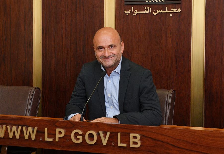 "خلاف لاسا" تابع..أبي رميا "أربعة أيام صعبة"