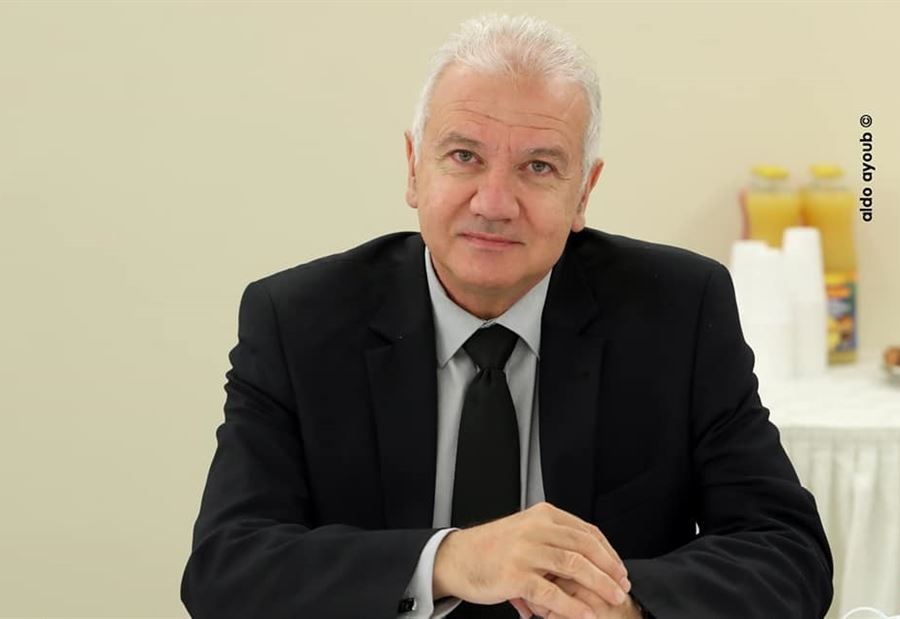 كرم يُغرّد عن "جريمة العصر" كرم يُغرّد عن "جريمة العصر"