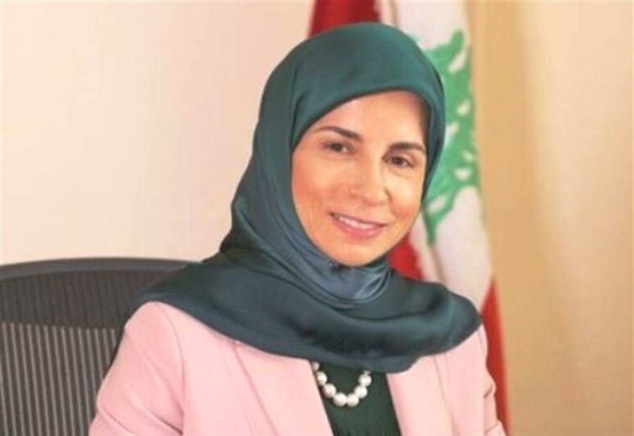 "نصيحة اعلامية" من عناية عز الدين...