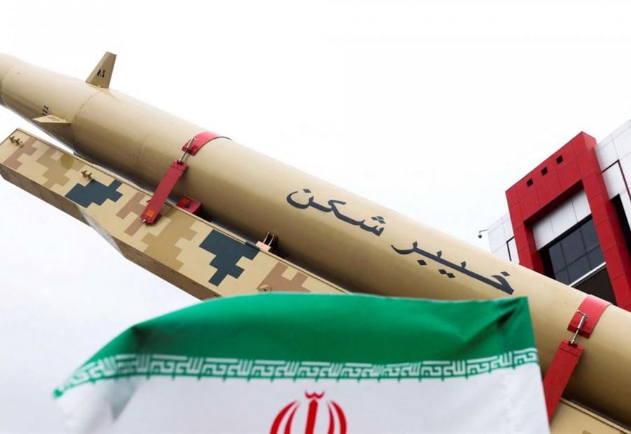 "إيران تصمم على الرد"... تخوفٌ إسرائيلي من تسلّح طهران!