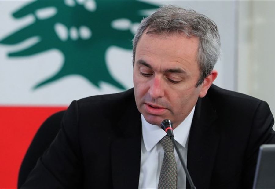 تغريدةٌ لافتةٌ للسفير البريطاني عن الإستشارات 