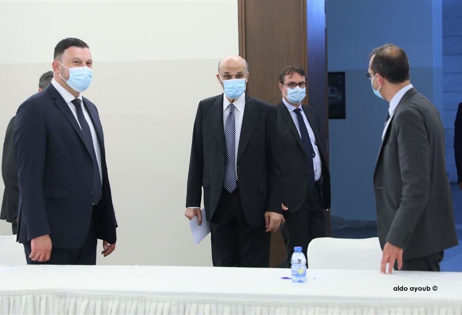 جعجع: تأليف الحكومة في الوقت الراهن لن يفيد.. 