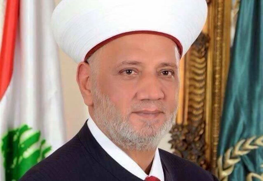 دريان يؤدي صلاة العيد في مسجد محمد الأمين 