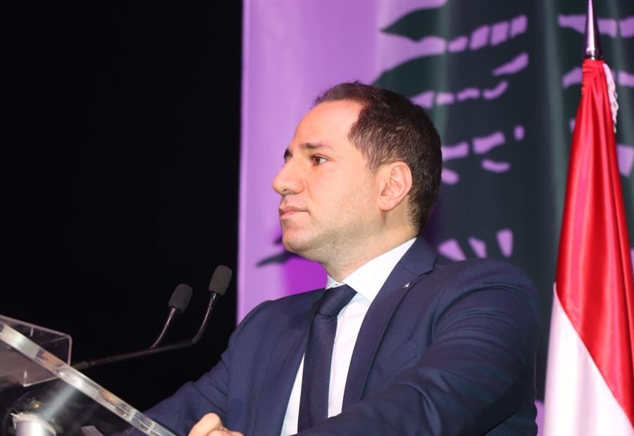 أخذ ورد بين الجميل و "البيئة"