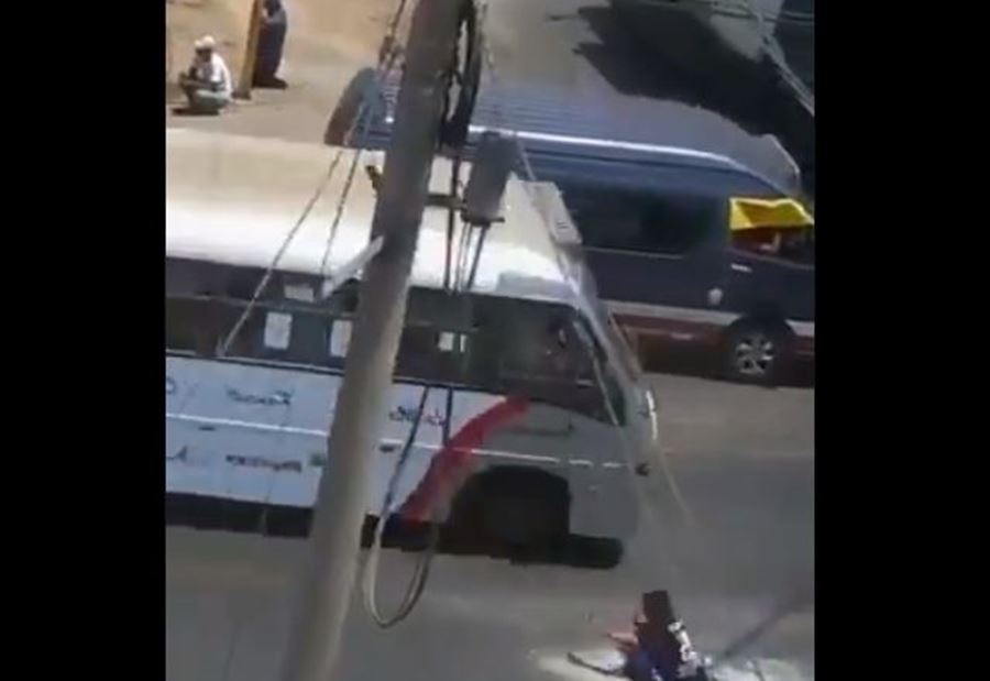 بالفيديو: خندق مفتوح لاصطياد السيارات