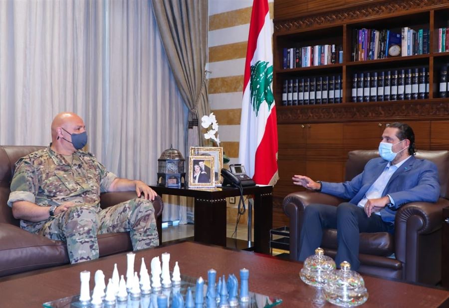 قائد الجيش في بيت الوسط 