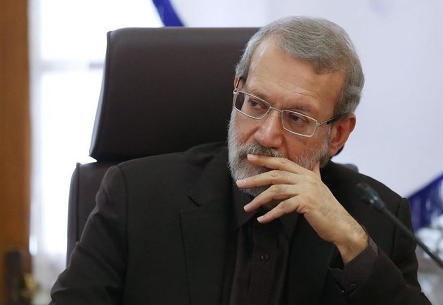 لاريجاني يعرض المساعدة على لبنان.. إيران بديل الغرب