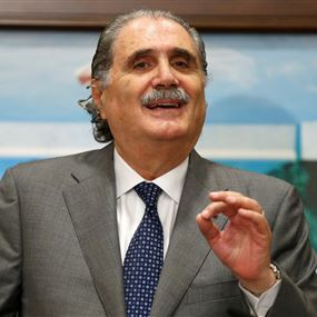 ردود "سياسية" ردود "سياسية"