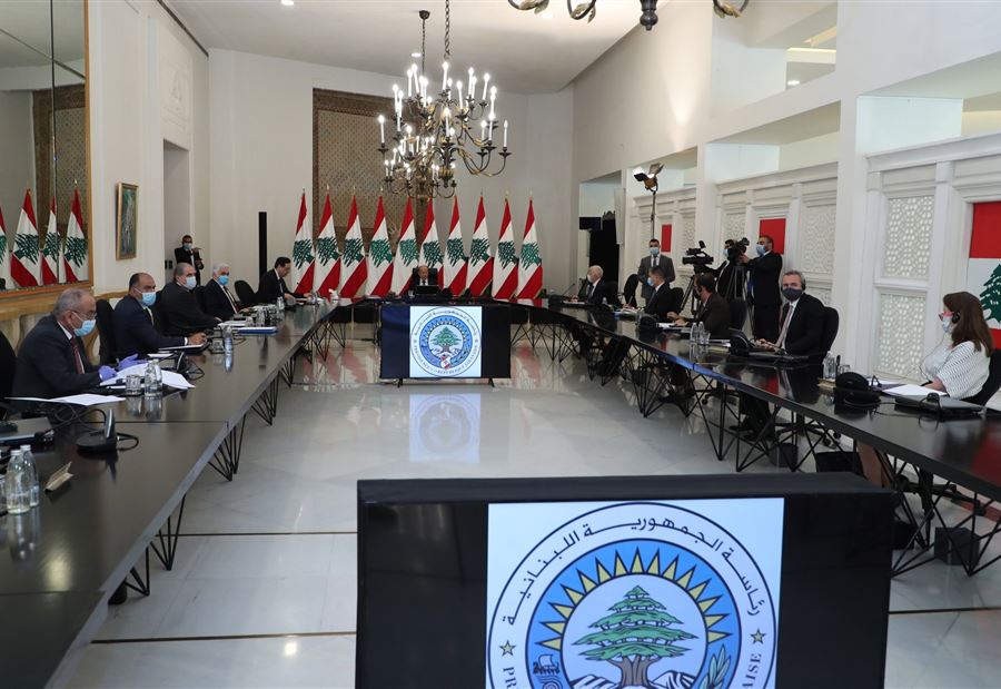 التمديد لـ "اليونيفيل" بين عون وسفراء الدول الخمس التمديد لـ "اليونيفيل" بين عون وسفراء الدول الخمس