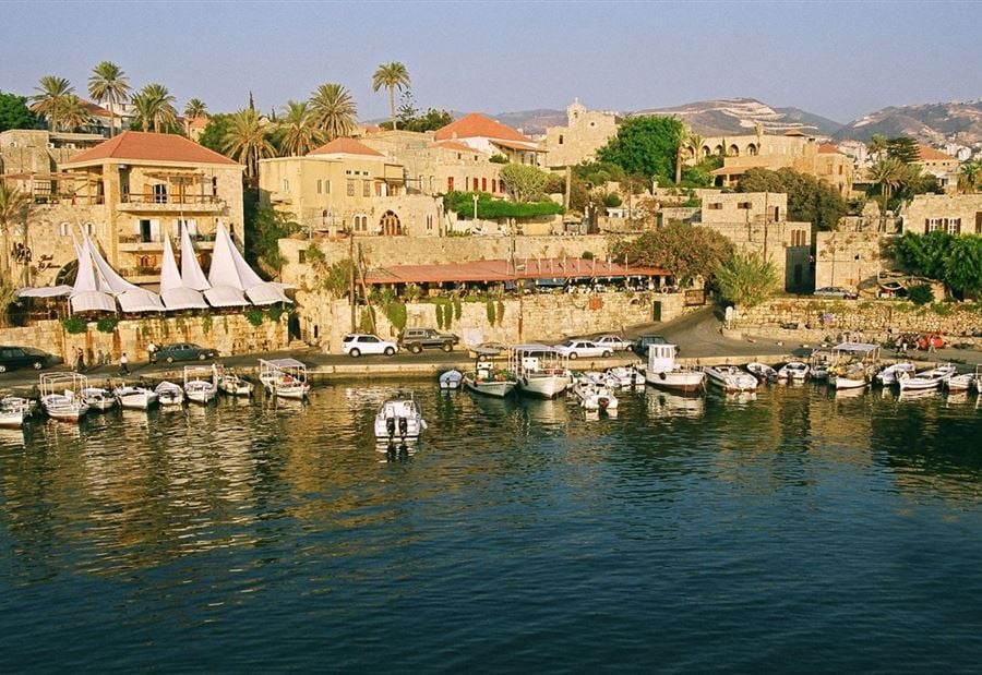 العثور على مبلغ من المال في جبيل