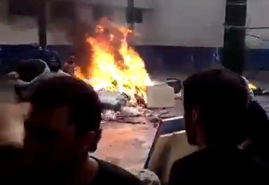 بالفيديو: إنتفاضة وتمرد في سجني رومية وزحلة