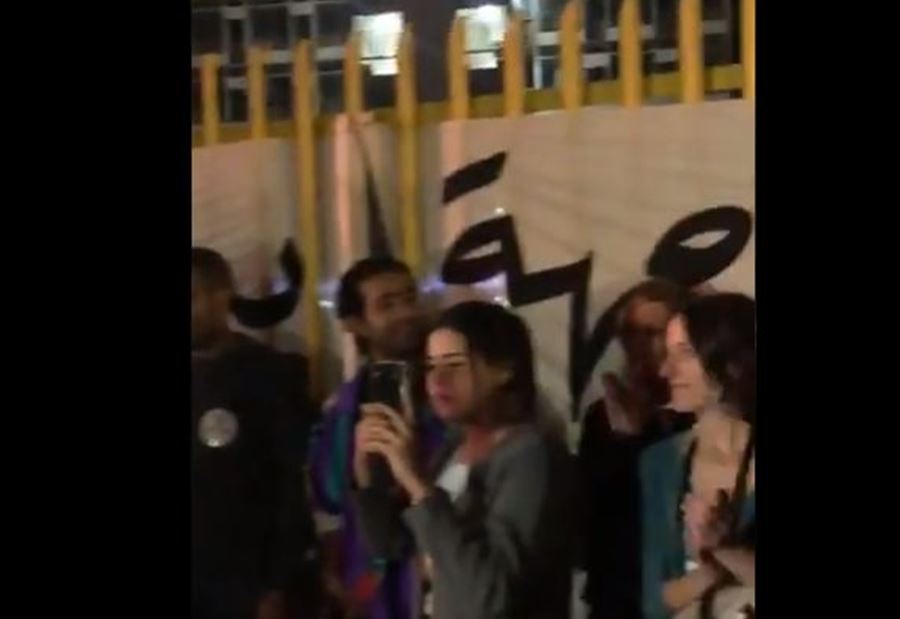 بالفيديو: "مش دافعين" أمام مؤسسة كهرباء لبنان 