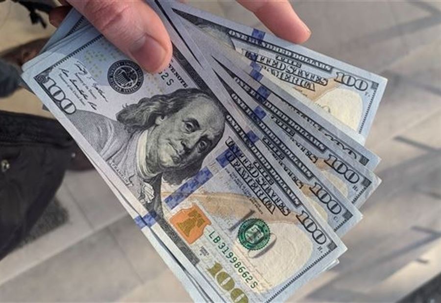 إنخفاضٌ طفيفٌ في دولار صيرفة