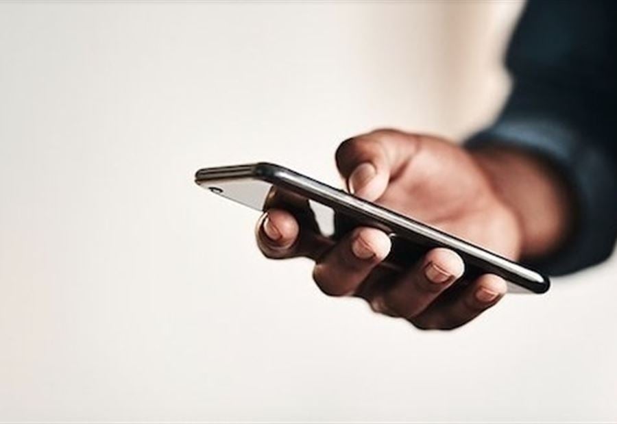 "فضيحة"... التحقيق مع نائب شاهد "فيديو اباحي " في المجلس! 