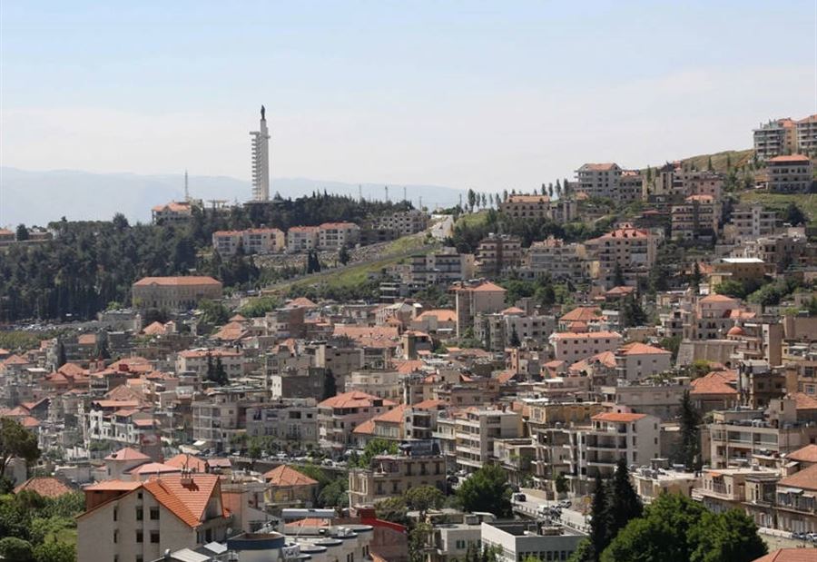 اللجنة  الأهلية لعودة النازحين في زحلة تزور محافظ البقاع 