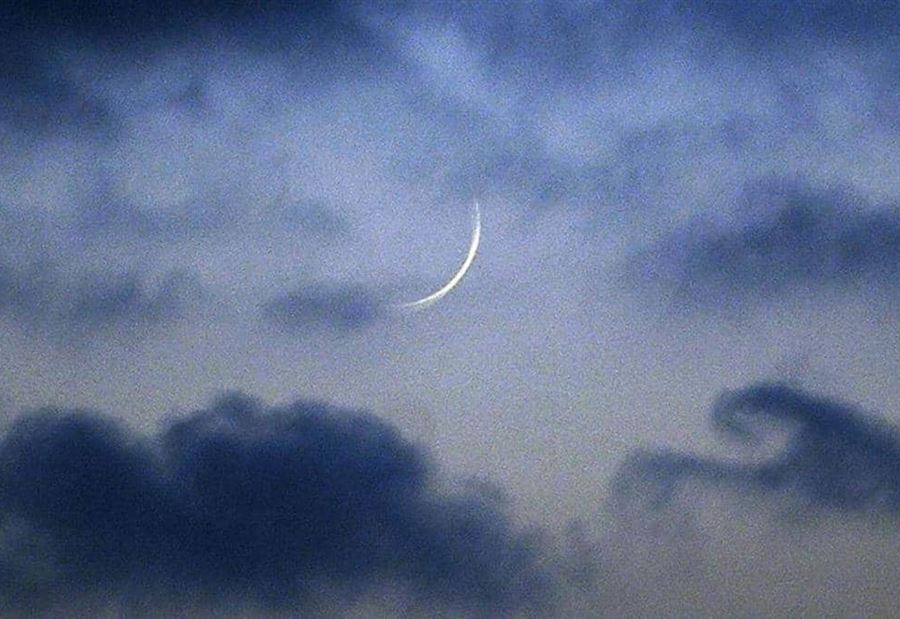 رؤية الهلال وموعد العيد.. لماذا يتجدد الجدال كل مرة؟