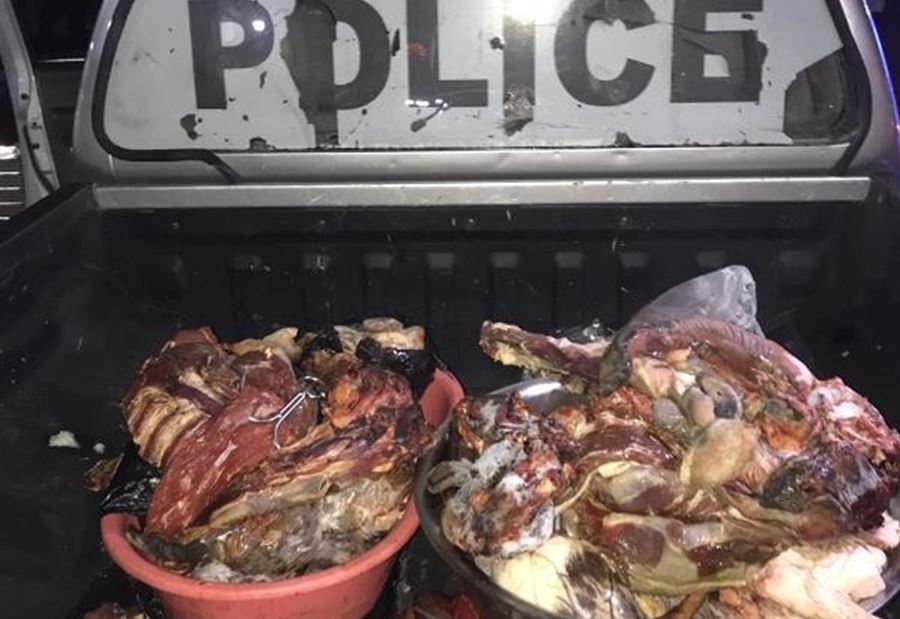 بالصورة: اقفال ملحمة بالشمع الاحمر في طرابلس بالصورة: اقفال ملحمة بالشمع الاحمر في طرابلس