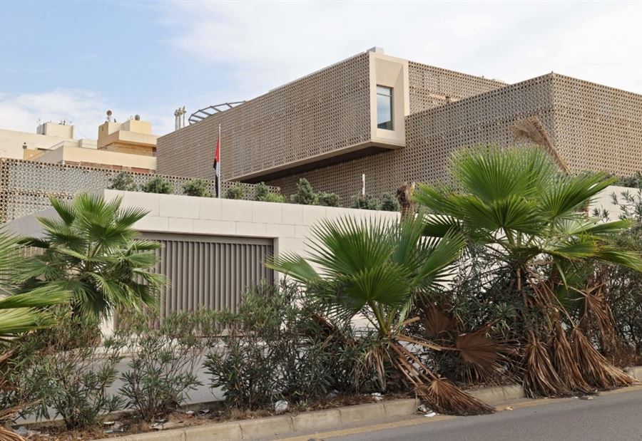 اتصالٌ بين عون ومحمد بن زايد... وقرارٌ إماراتيّ "هامّ" بشأن السفارة في بيروت!