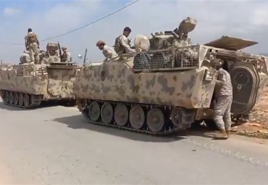 "الجيش السوري يحرق منازل حوش السيد علي... والجيش يدخل البلدة"!