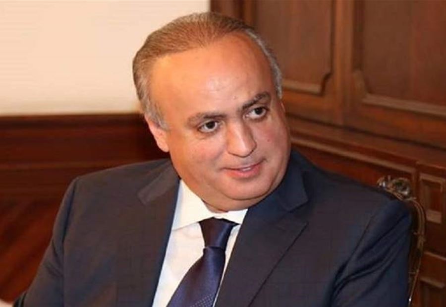 وهاب: حركة خجولة أمام مصرف لبنان.. غريب! وهاب: حركة خجولة أمام مصرف لبنان.. غريب!