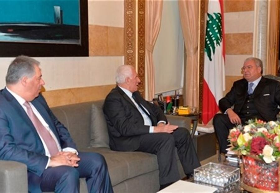 المشنوق استقبل السفير الارميني وعضو اللجنة المركزية في حركة "فتح"