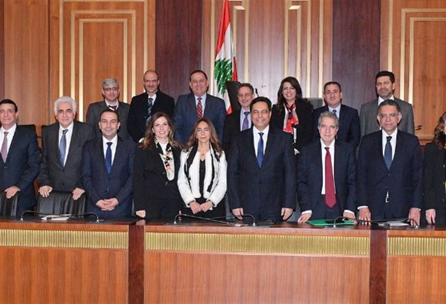 حكومة دياب تنال الثقة بـ 63 صوتاً 