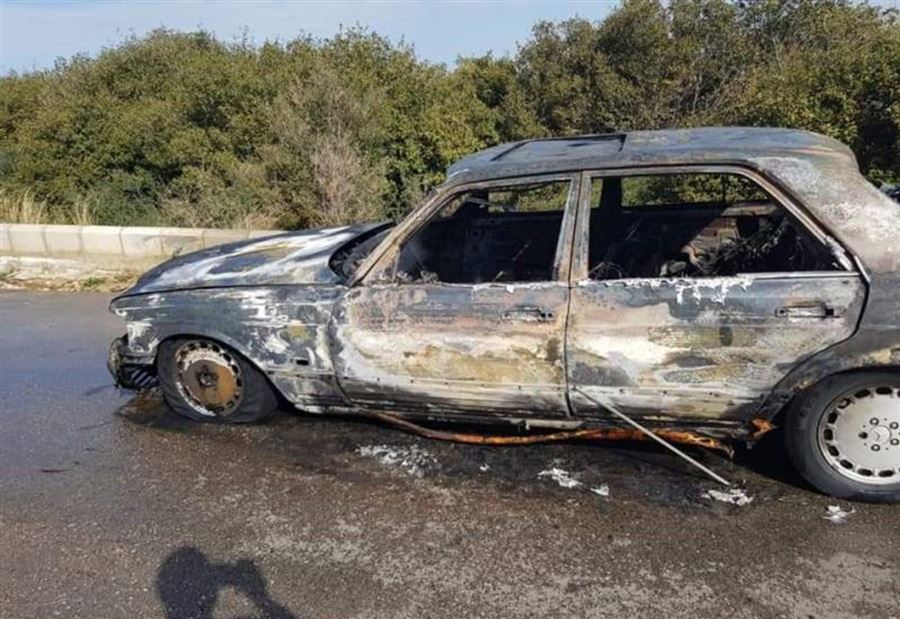 بالصور: إحتراق سيارة في دده