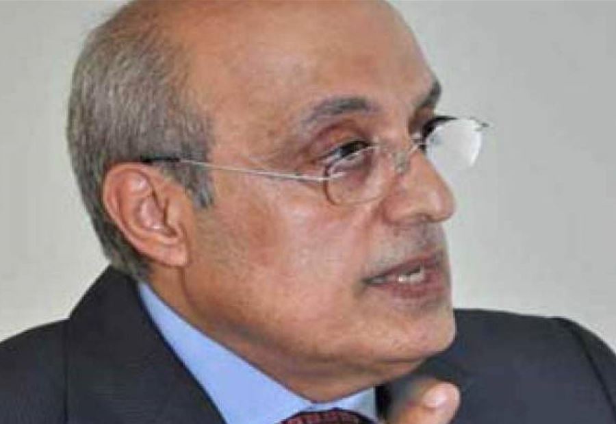 مناشدة من نقيب الأطباء إلى ماكرون