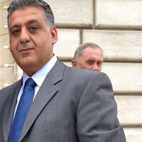 طار عقاب وغطّ خشّان طار عقاب وغطّ خشّان