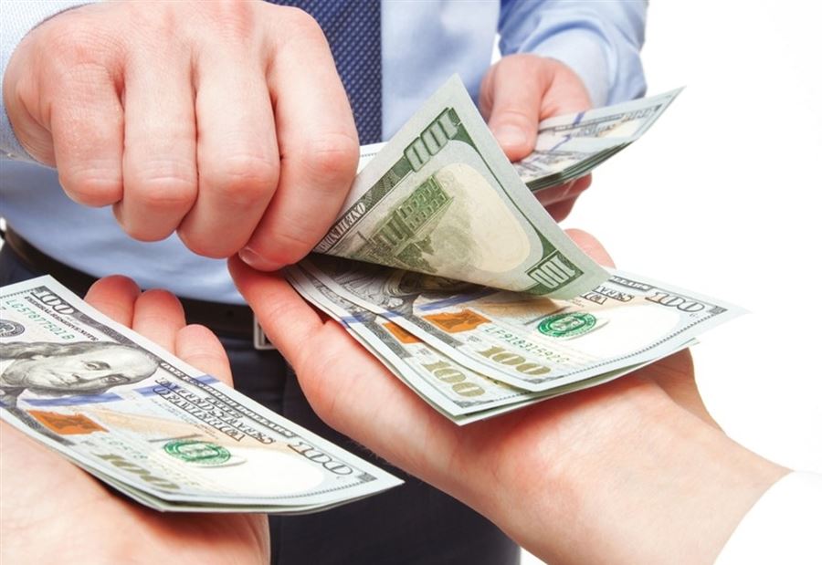 سعر الدولار لدى الصرافين اليوم الثلاثاء