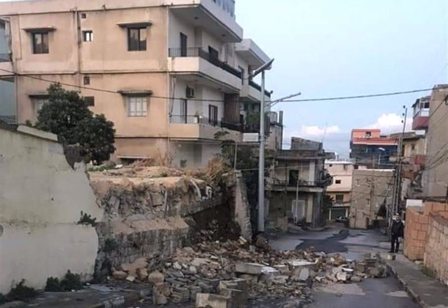 بالفيديو والصور:سيول على الطرقات وظاهرة نادرة في البحر بالفيديو والصور:سيول على الطرقات وظاهرة نادرة في البحر