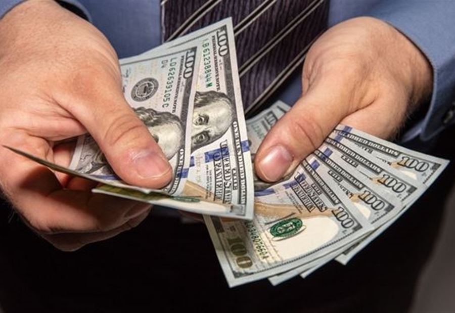 إنخفاضٌ في دولار السوق السوداء!