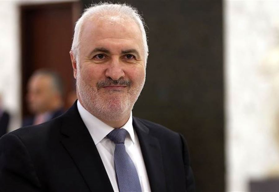 عزيز: حساب الخزينة لدى مصرف لبنان بعد فيه 1600 مليار ليرة عزيز: حساب الخزينة لدى مصرف لبنان بعد فيه 1600 مليار ليرة