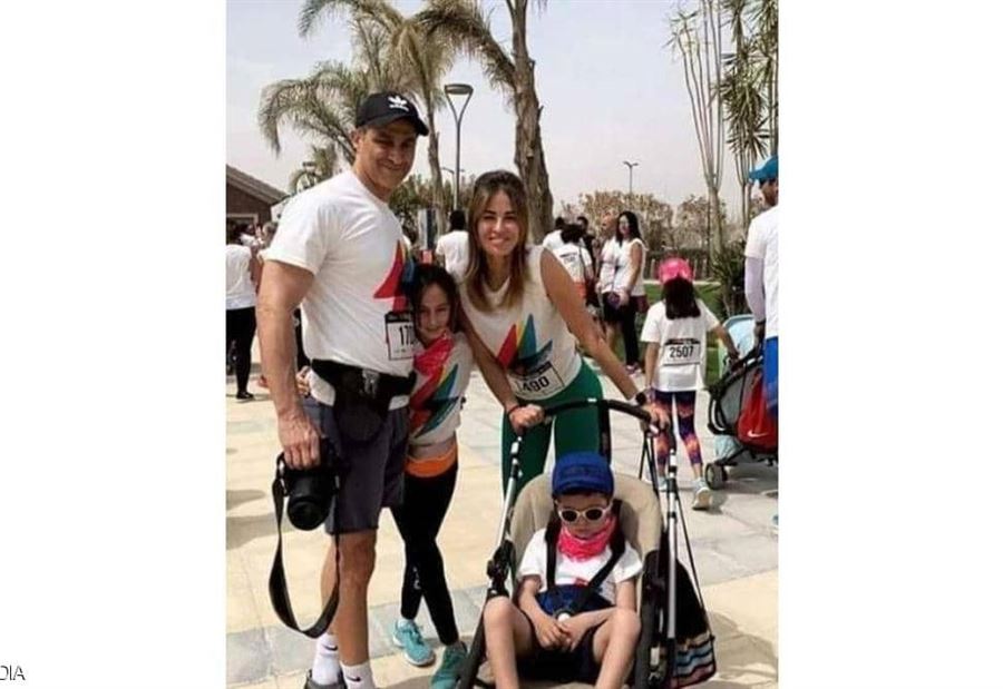 مصر.. أصغر أفراد عائلة مبارك يظهر للمرة الأولى