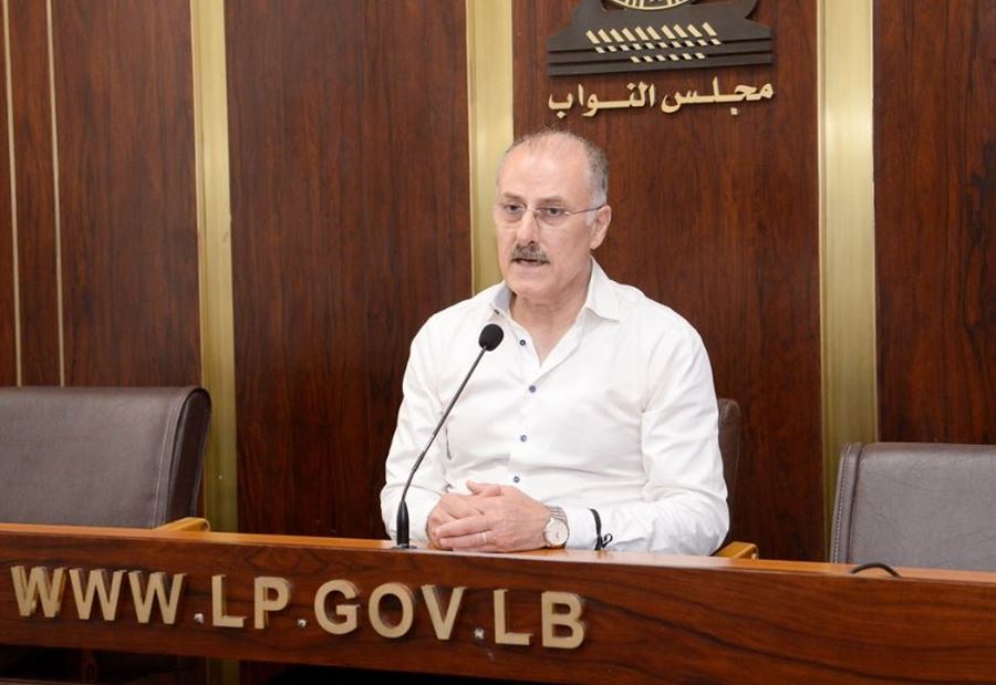 بعد ثبوت عجز الدولة عن القيام بمهامها... عبد الله يتقدّم باقتراح