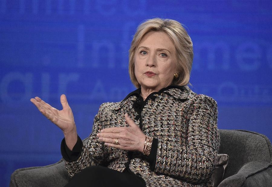 هيلاري كلينتون: سأصوت لبايدن! 