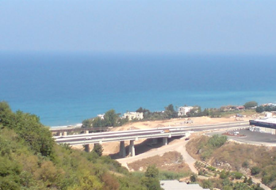 عملية تزفيت... اجراءات سير في هذه المنطقة عملية تزفيت... اجراءات سير في هذه المنطقة