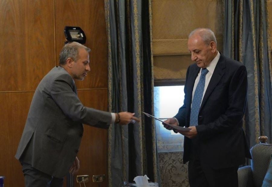 أخذ وردّ بين برّي وباسيل