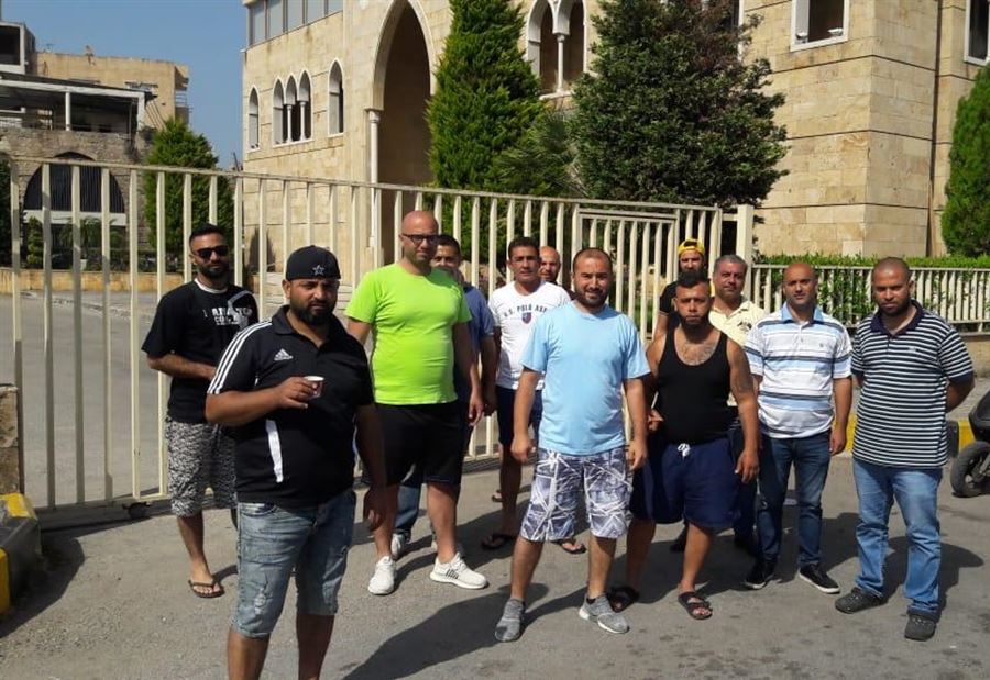 مياومو "الميناء" هددوا بالتصعيد مياومو "الميناء" هددوا بالتصعيد