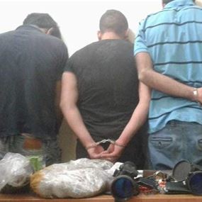 توقيف عصابتَيْن لتبادل المخدّرات ونقلها من لبنان إلى سوريا