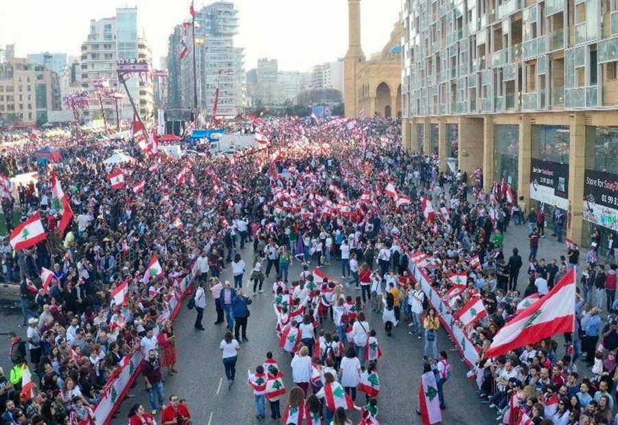 بالفيديو والصور: عيد إستقلال من نوع خاص في بيروت! 