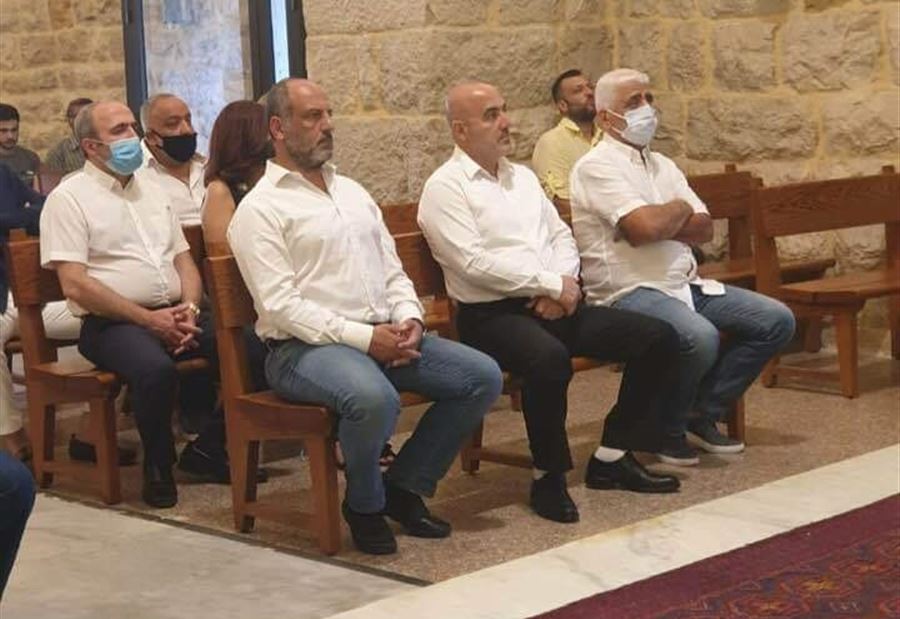 بو عاصي: باقيين