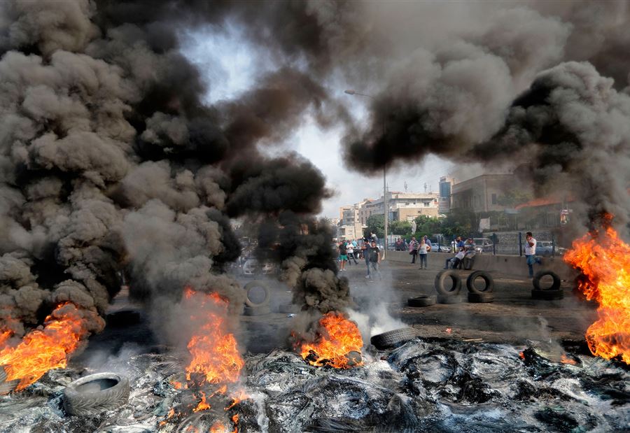"مشكلٌ كبير"... كلامٌ خطير لـ مُحلّل سياسي!